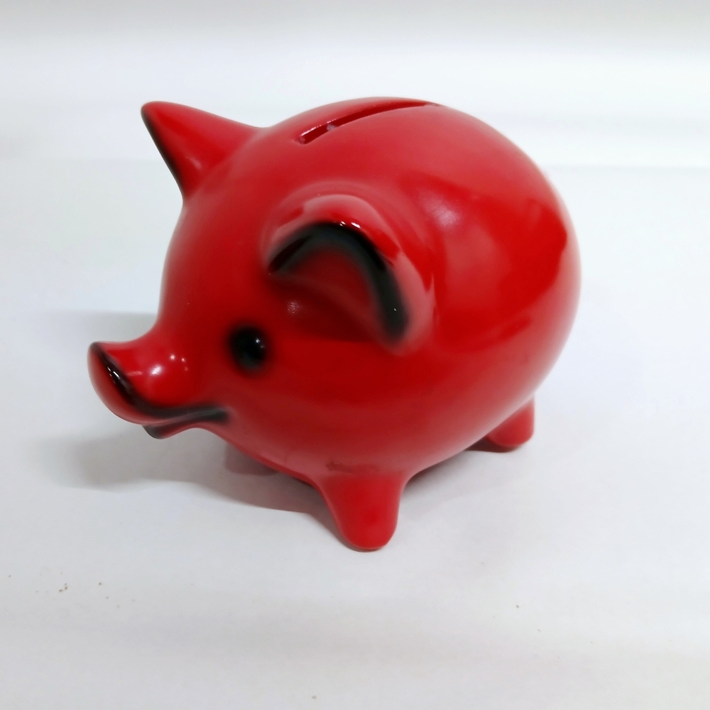 Vintafe Red Piggy Bank